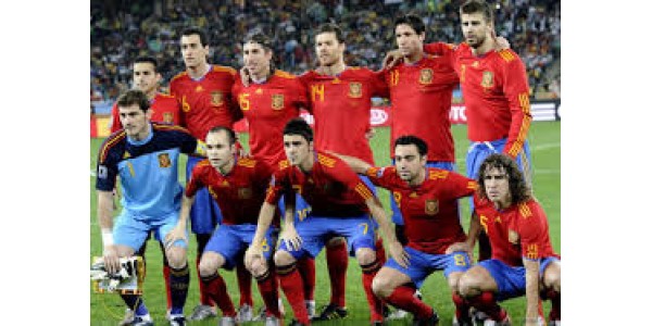 Spanje is goed begonnen aan de Europa Cup